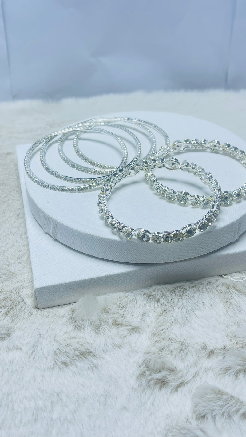 Royal Traditional Bangels with Kara Set