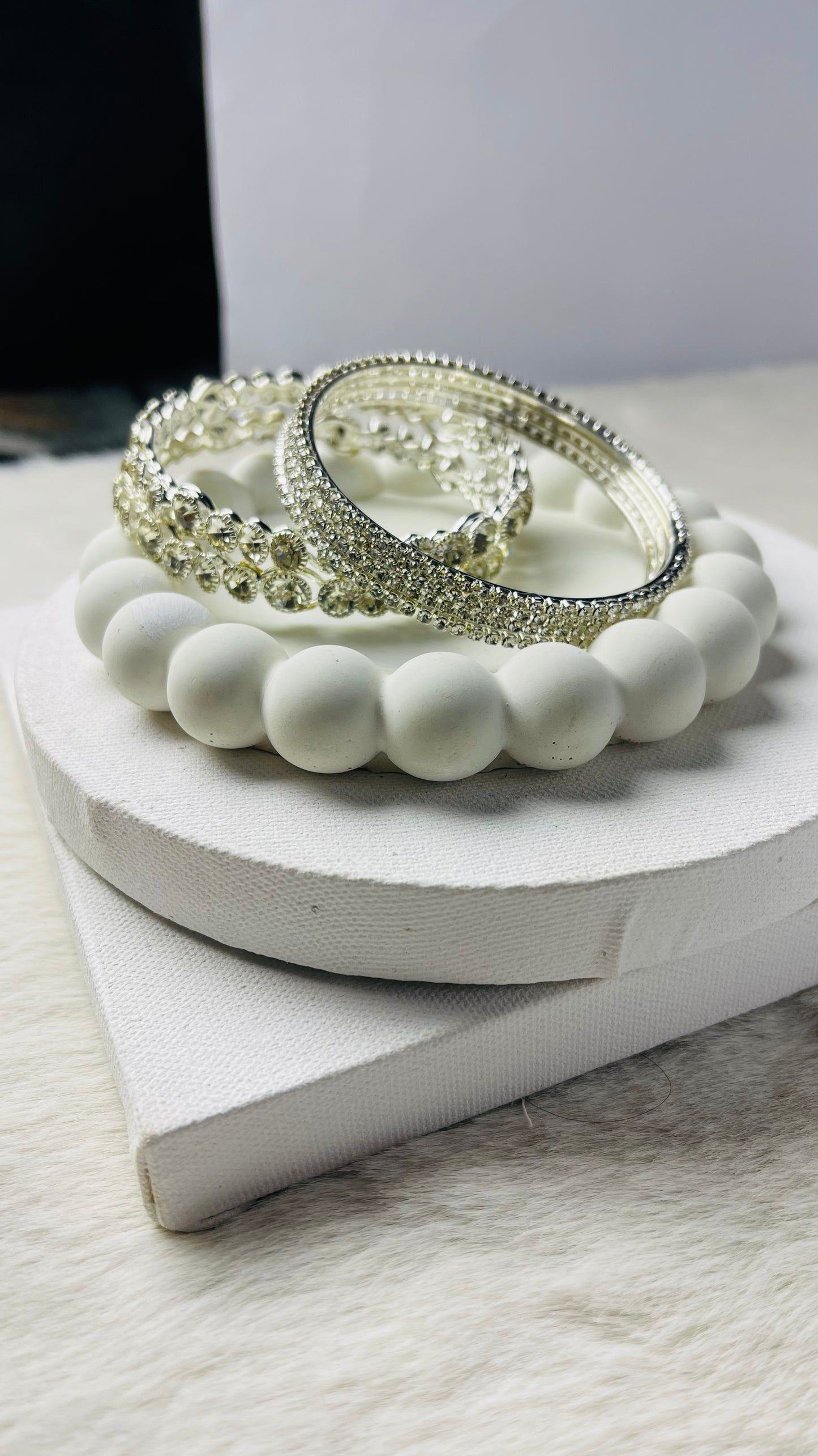 Royal Traditional Bangels with Kara Set