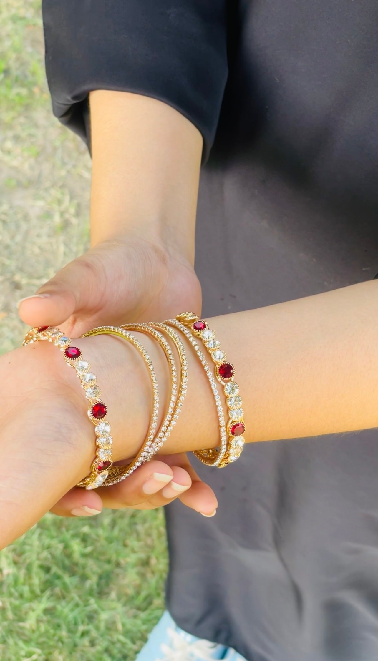Royal Traditional Bangels with Kara Set