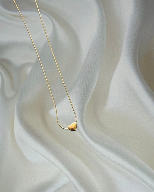 Romantic Heart Pendant Necklace – Cute & Minimal Jewelry