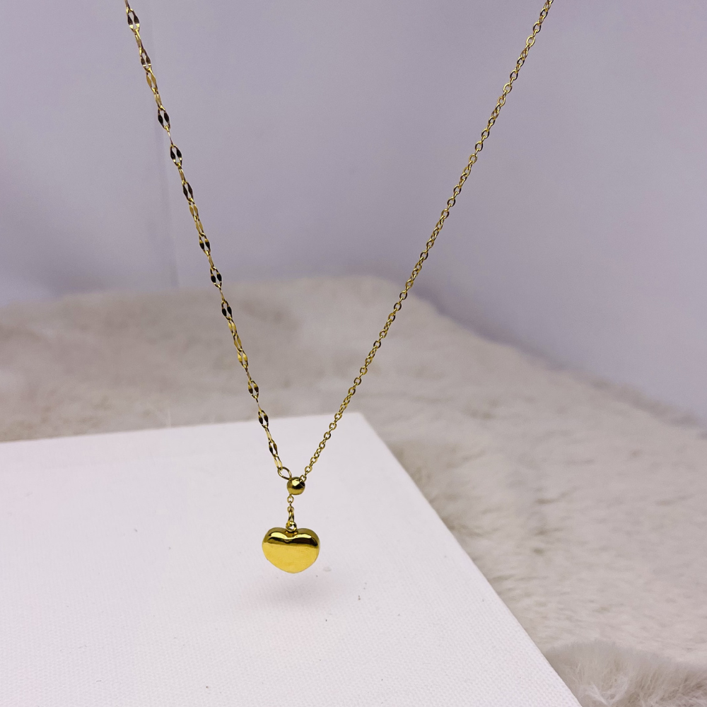 Romantic Heart Pendant Necklace – Cute & Minimal Jewelry
